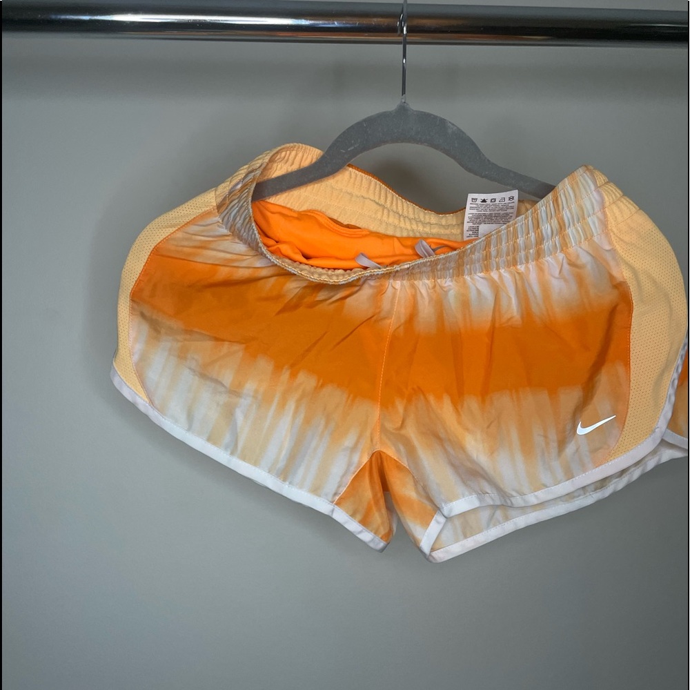 Nike dr fit orange work out shorts